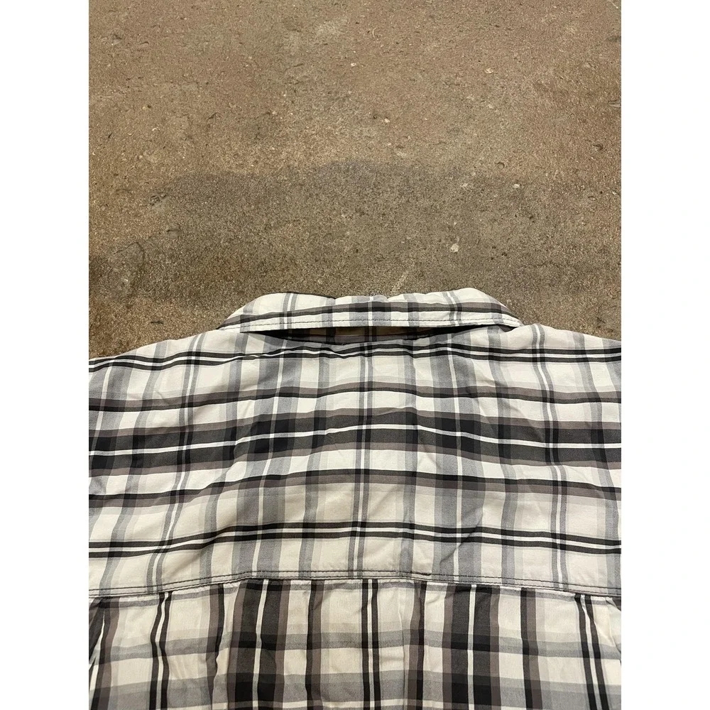 The North Face Shirt Mens Medium Gray Plaid Short Sleeve Button Up‎ Hiking Trail
